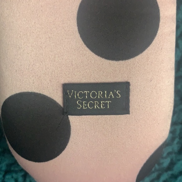 VICTORIA’S SECRET SIGNATURE SATIN SLIPPERS - Picture 2 of 3